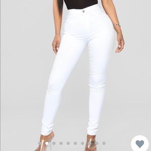 Fashion Nova Classic high waist skinny jeans